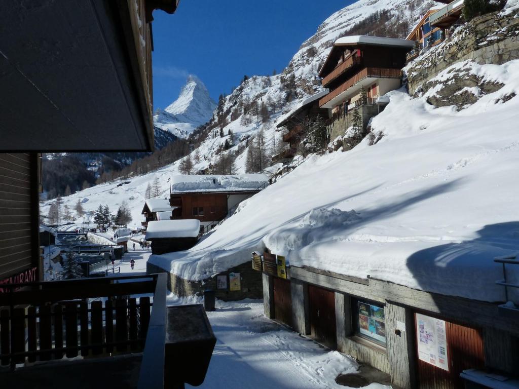 Alpenrose Hotel Цермат Екстериор снимка