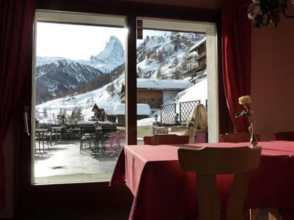 Alpenrose Hotel Цермат Екстериор снимка